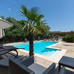 24 Vakantiehuis Rtina