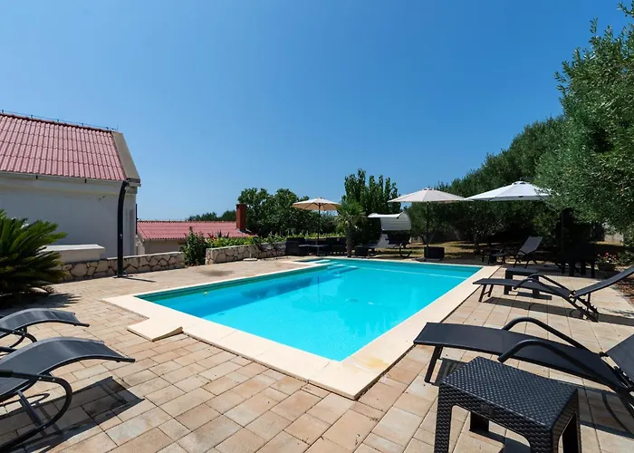 Σπίτι διακοπών 24 *