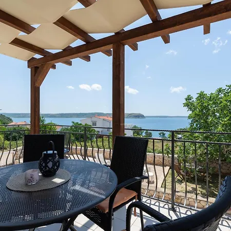 Holiday home Awesome In With House Sea View Rtina
